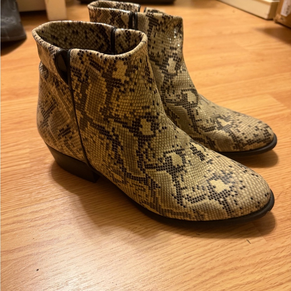 Nordstrom Beige and Black Snake Pattern Ankle Boots
